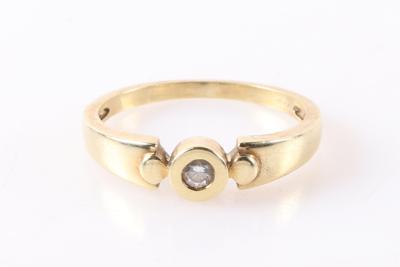 Ring - Jewellery and watches