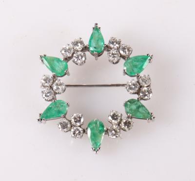 Smaragd Brillantbrosche - Jarní aukce šperků a hodinek