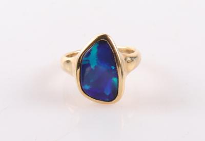 Design Opal Damenring - Jewellery and watches