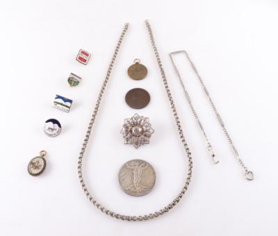 Konvolut Medaillen/Plaketten Schmuck, 1 Münze (insges. 11 Stück) - Schmuck und Uhren