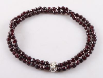 Kurzes 2-reihiges Granat Collier - Schmuck und Uhren