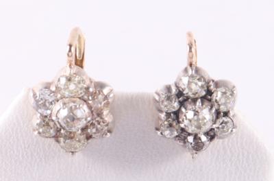 Altschliffdiamant Ohrringe zus. ca. 1,40 ct "Blüten" - Christmas auction jewelry and watches