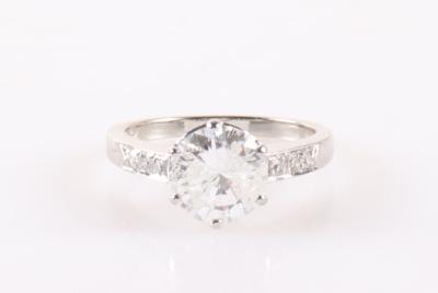 Brillant/Diamant Damenring zus. ca. 2,00 ct - Schmuck und Uhren