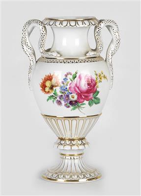 Prunkvolle Sockelvase - Antiques and art