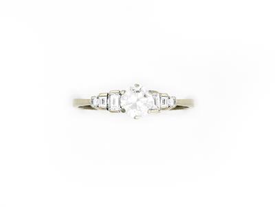 Diamantdamenring zus. ca. 1,20 ct - Schmuck und Uhren