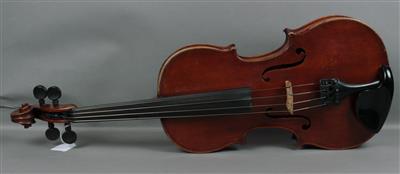 Eine Mittenwalder Geige - Musikinstrumente