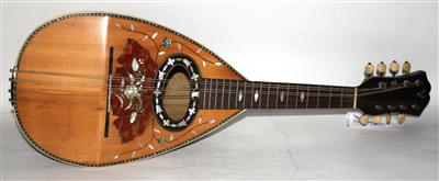 Eine Neapolitanische Mandoline - Musikinstrumente