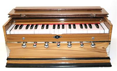 Harmonium - Hudební nástroje