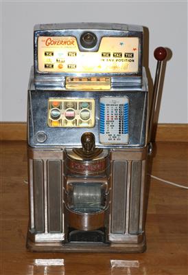 Glückspielautomat Jennings - ohne Schlüssel, - Musikinstrumente, historische Unterhaltungstechnik und Schallplatten