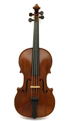 Eine französische Geige - Musical Instruments