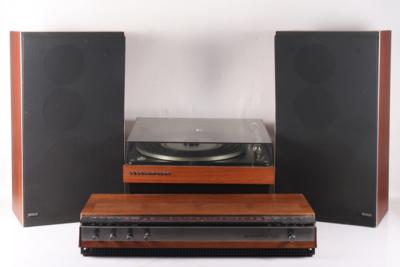 Stereoanlage "B  &  O" - Historische Unterhaltungstechnik und Schallplatten