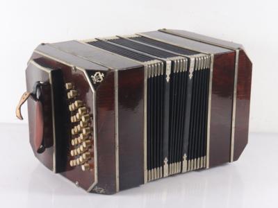 Ein wichtiger Bandoneon, - Hudební nástroje, historická zábavní technika a nahrávky