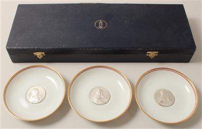 3 Schalen mit Silbermünze, - Antiquariato e Dipinti