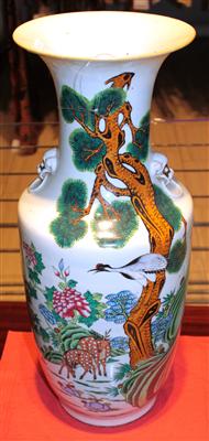 Vase, - Antiques and Paintings