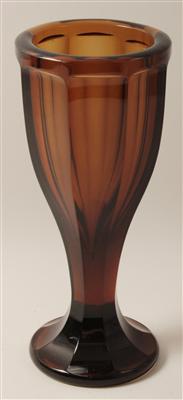 Vase, - Antiques and Paintings