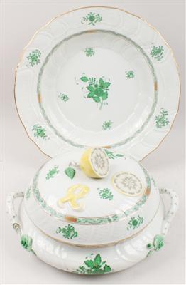 1 Deckelterrine, 1 großer Teller, - Antiques and Paintings