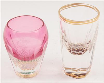2 Gläser, - Antiquitäten & Bilder<br> (Schwerpunkt: Aquarelle des 19. Jahrhunderts)
