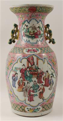 Famille Rose-Vase, - Saisoneröffnungsauktion Antiquitäten & Bilder