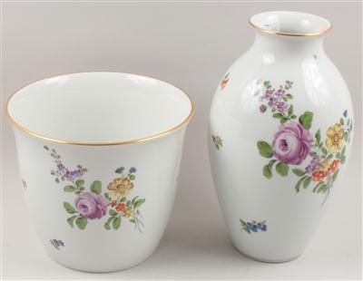 Cachepot und Balustervase, - Antiques and Paintings