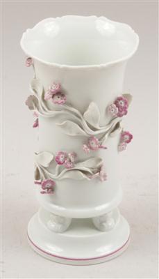 Vase mit rosa Blütenzweigen, - Antiques and Paintings