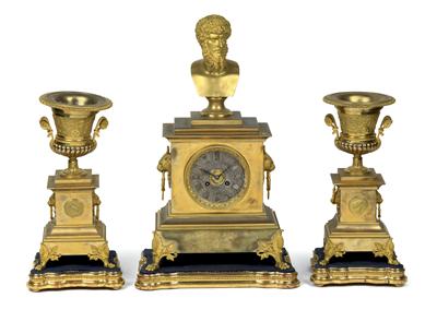 Set per camino in ormolu, “Filosofo”, storicismo - Oggetti d'arte (mobili, sculture)