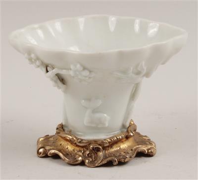 Blanc de Chine-Becher, - Antiques and Paintings