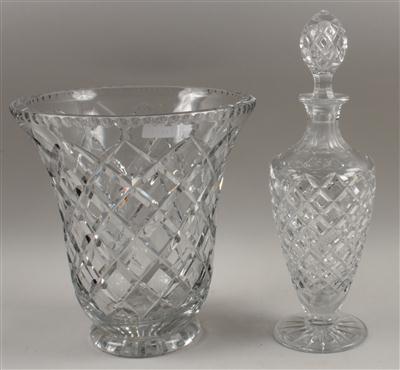 Karaffe mit Stöpsel und Vase, - Saisonabschluß-Auktion<br>Bilder Varia und Antiquitäten