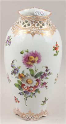 Vase, - Saisonabschluß-Auktion<br>Bilder Varia und Antiquitäten