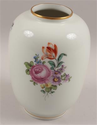 Vase, - Summer-auction