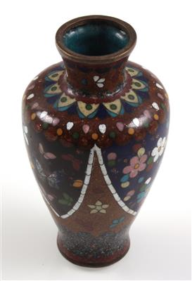 Kleine Cloisonné-Vase, - Summer-auction