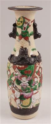 Famille Rose-Vase, - Antiques and Paintings