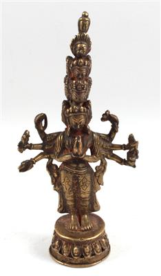Nepal: Gelbguss-Figur eines elfköpfigen und achtarmigen Bodhisattva Avalokiteshvara. - Antiquariato e Dipinti