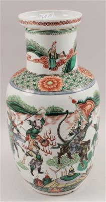 Famille verte-Vase, - Antiques and Paintings