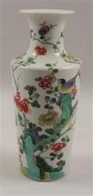 Famille Verte-Vase, - Antiques and Paintings