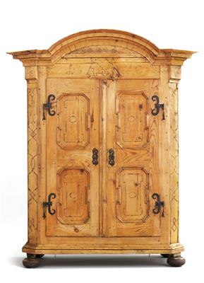 Provinzieller Schrank, - Antiquariato e Dipinti