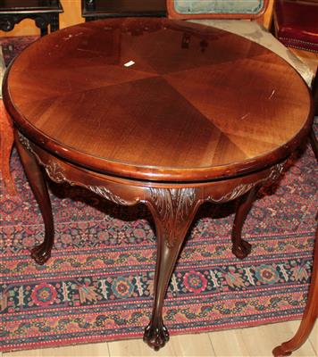 Runder Tisch in modifizierter engl. Stilart, - Antiquariato e Dipinti