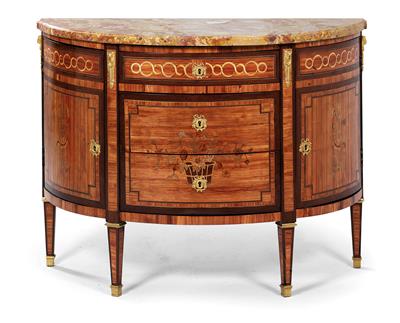 French demi-lune chest of drawers, - Starožitnosti (Nábytek, Socha?ská díla)