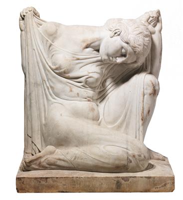 Small marble figure, - Starožitnosti (Nábytek, Socha?ská díla)