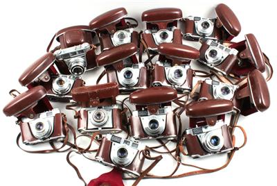 14 Kodak Retinette Kameras: - Antiques and Paintings