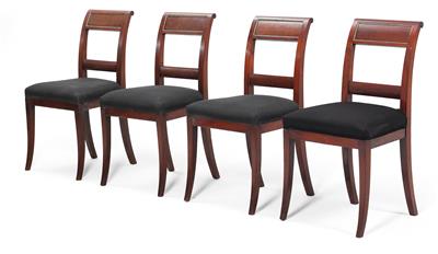 Satz von 4 klassizistischen Sesseln, - Saisonabschluss-Auktion Bilder Varia, Antiquitäten, Möbel/Design
