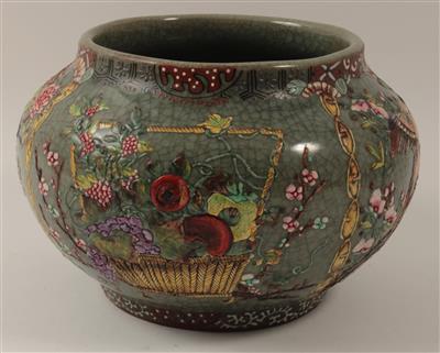 Seladon-Vase, - Saisonabschluss-Auktion Bilder Varia, Antiquitäten, Möbel/Design