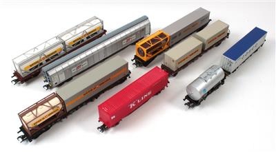 Konvolut: Märklin H0 E-Lok DB 111 095-6 und 26 Stk. Güterwaggons, - Letní aukce