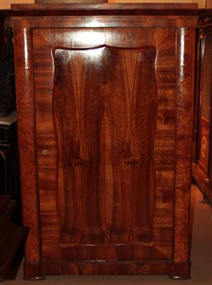 Biedermeier-Garderobeschrank, - Letní aukce