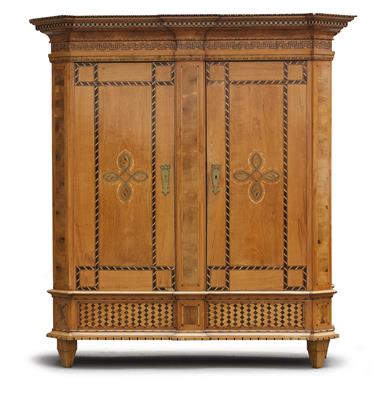 Prächtiger klassizistischer Hallenschrank, - Summer-auction