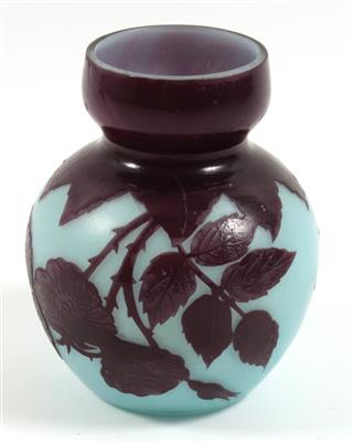 Vase, - Summer-auction