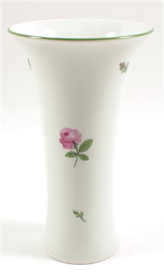 Vase, - Antiques and Paintings