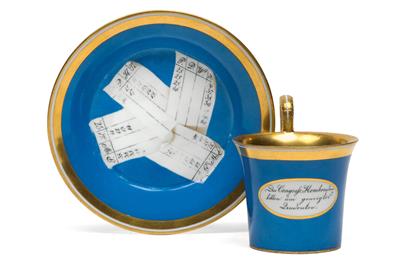 Congress cup and saucer depicting lists, - Starožitnosti (Nábytek, Sochařská díla, Sklo, Porcelán)