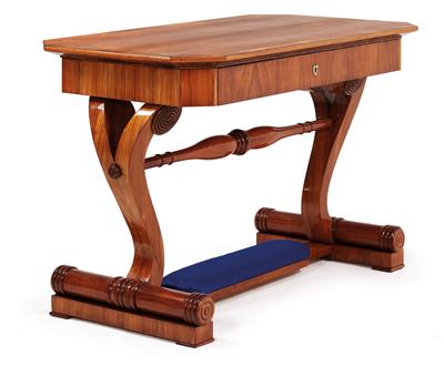 Biedermeier salon work table, - Works of Art (Furniture, Sculpture, Glass and porcelain)