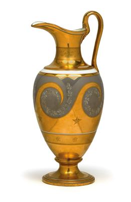 Elegant jug, - Starožitnosti (Nábytek, Sochařská díla, Sklo, Porcelán)