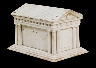 Neo-Classical marble model of an antique temple, - Works of Art (Furniture, Sculpture, Glass and porcelain)